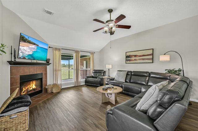 5901 Scopel Road, Manvel, TX 77578