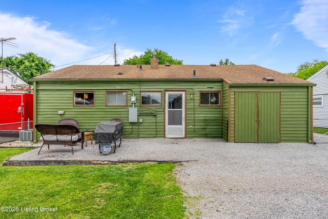 4911 Raven Rd, Louisville, KY 40213