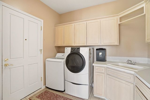 9108 N KENSINGTON Dr, Spokane, WA 99208