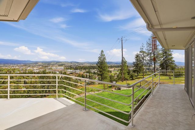 9108 N KENSINGTON Dr, Spokane, WA 99208