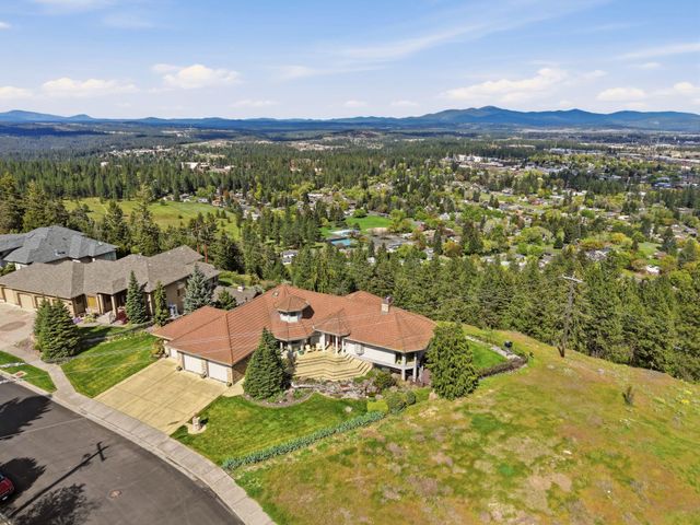 9108 N KENSINGTON Dr, Spokane, WA 99208