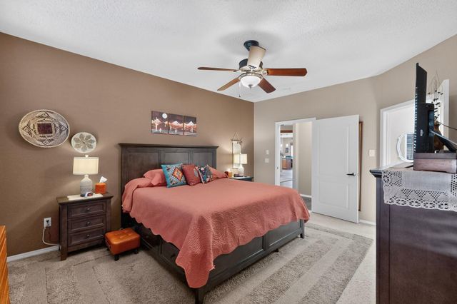901 Purple Aster Drive, Bernalillo, NM 87004