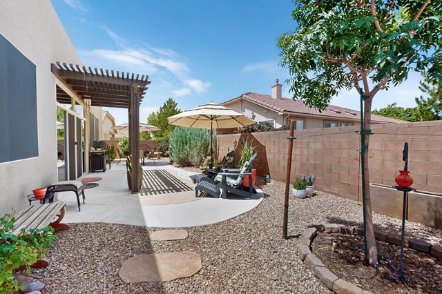 901 Purple Aster Drive, Bernalillo, NM 87004