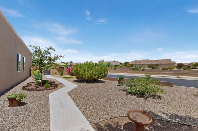 901 Purple Aster Drive, Bernalillo, NM 87004