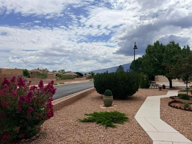 901 Purple Aster Drive, Bernalillo, NM 87004