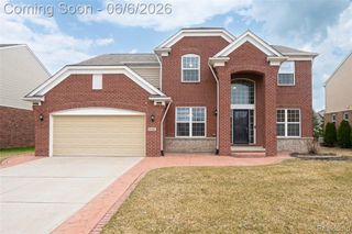 49184 Gracechurch Road, Macomb, MI 48044