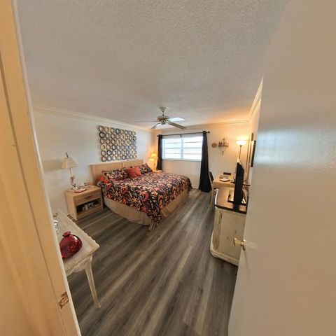 4100 Crystal Lake Drive 209, Pompano Beach, FL 33064