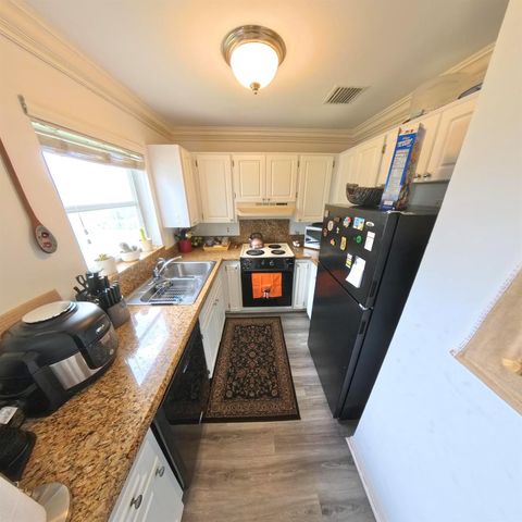 4100 Crystal Lake Drive 209, Pompano Beach, FL 33064