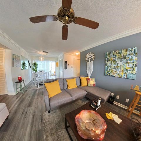 4100 Crystal Lake Drive 209, Pompano Beach, FL 33064