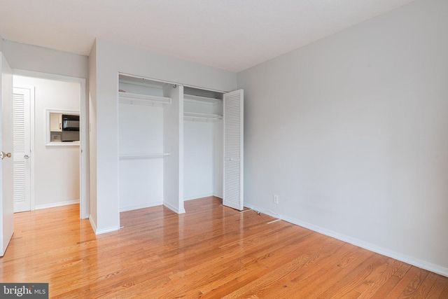 2030 N Adams St Apt 306, Arlington, VA 22201