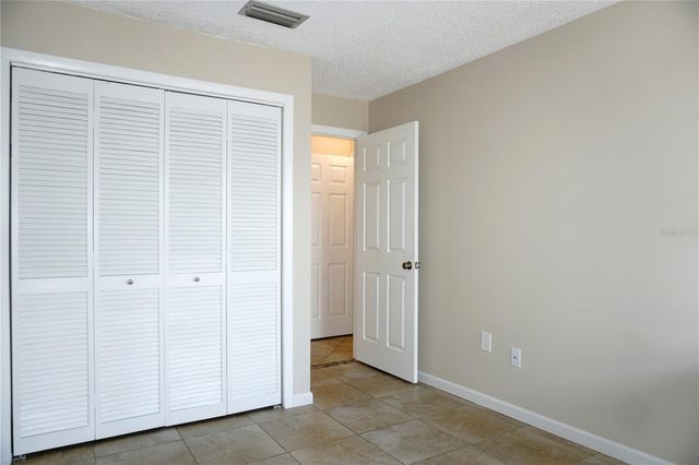 4330 TAHITIAN GARDENS CIRCLE E, Holiday, FL 34691