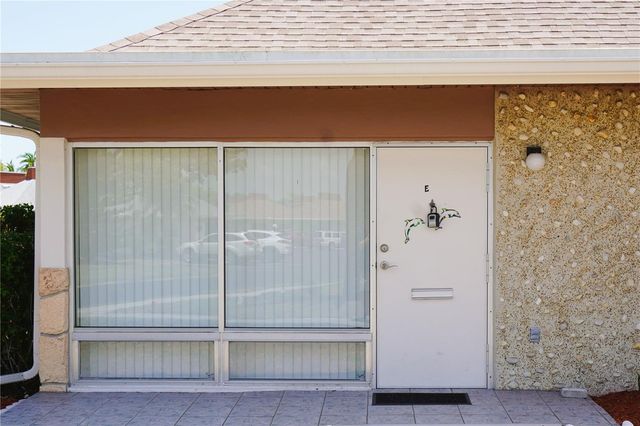 4330 TAHITIAN GARDENS CIRCLE E, Holiday, FL 34691