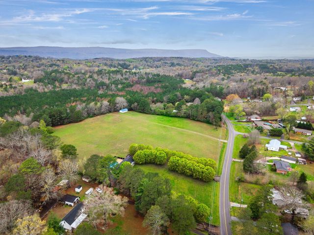 932 Johnson Road, Chickamauga, GA 30707