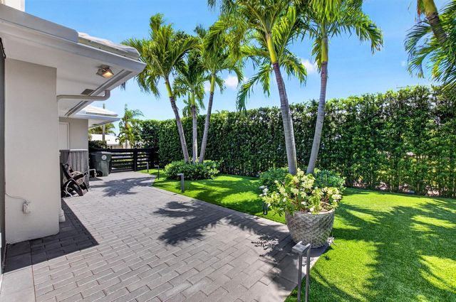 651 Juneberry Court, Boca Raton, FL 33486