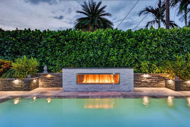 651 Juneberry Court, Boca Raton, FL 33486