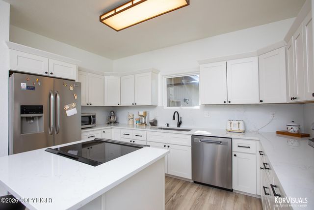 9931 E Puffin Drive, Palmer, AK 99645