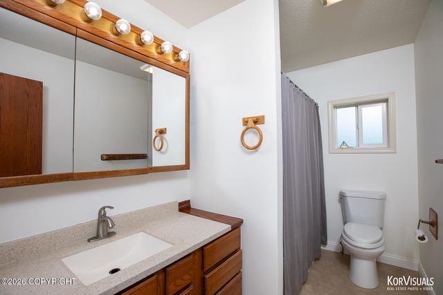 9931 E Puffin Drive, Palmer, AK 99645