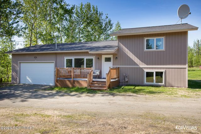 9931 E Puffin Drive, Palmer, AK 99645
