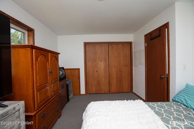 9931 E Puffin Drive, Palmer, AK 99645
