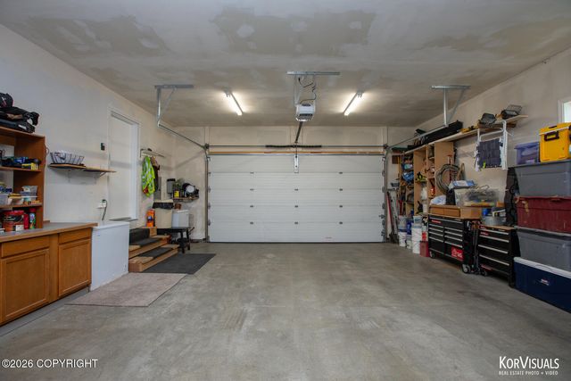 9931 E Puffin Drive, Palmer, AK 99645