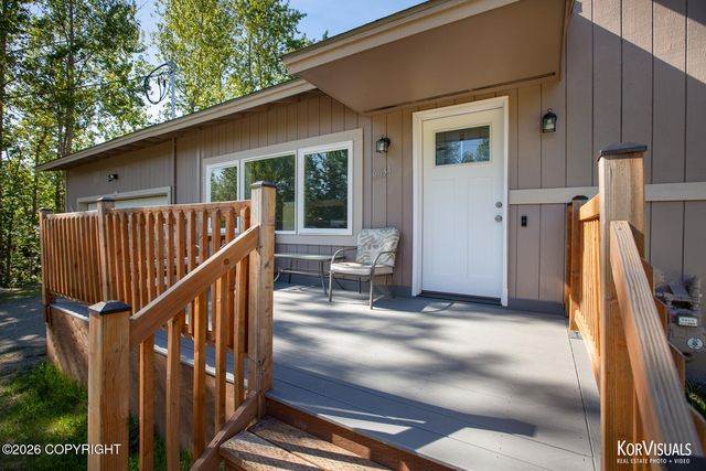 9931 E Puffin Drive, Palmer, AK 99645