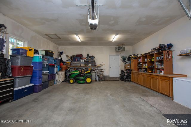 9931 E Puffin Drive, Palmer, AK 99645