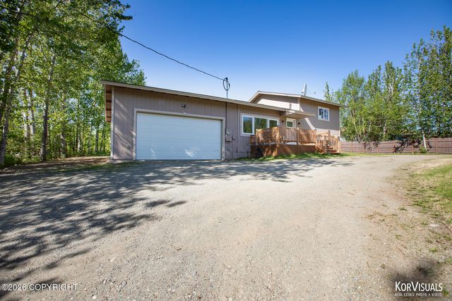 9931 E Puffin Drive, Palmer, AK 99645