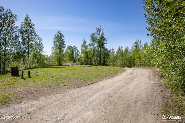 9931 E Puffin Drive, Palmer, AK 99645