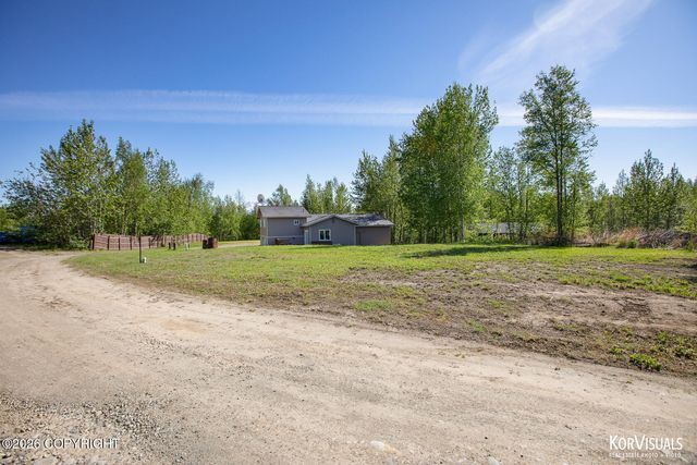9931 E Puffin Drive, Palmer, AK 99645