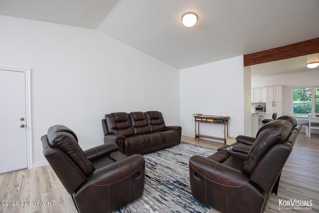 9931 E Puffin Drive, Palmer, AK 99645