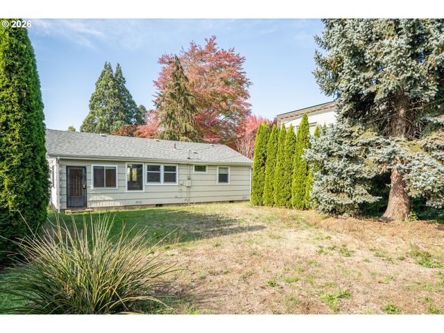 2171 MADISON St, Eugene, OR 97405