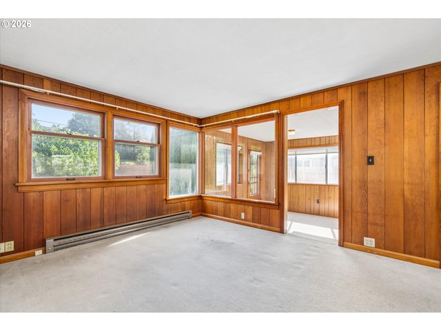 2171 MADISON St, Eugene, OR 97405