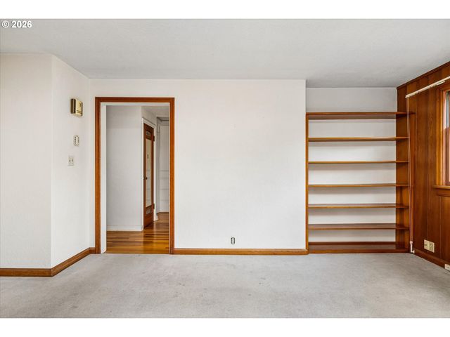 2171 MADISON St, Eugene, OR 97405