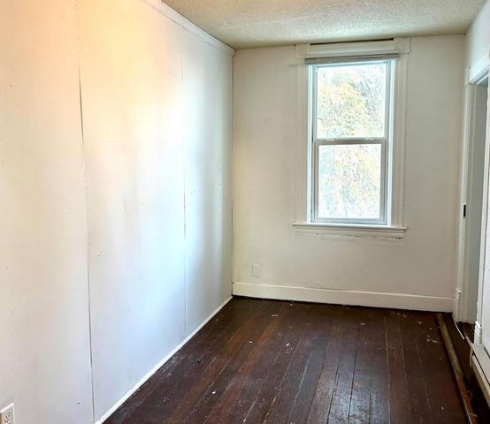913 8th Avenue S, Saint Cloud, MN 56301