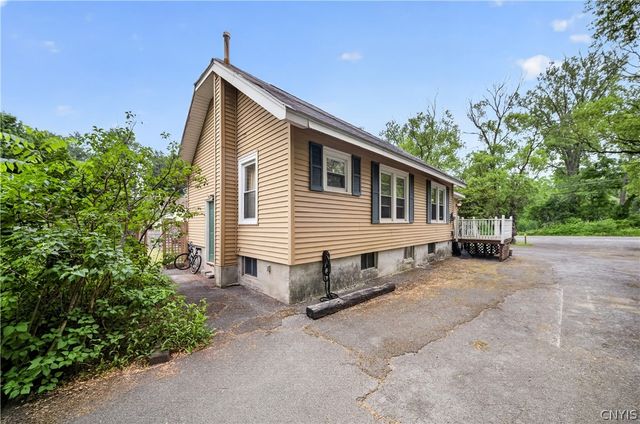 5506 Bear Road, Clay, NY 13212