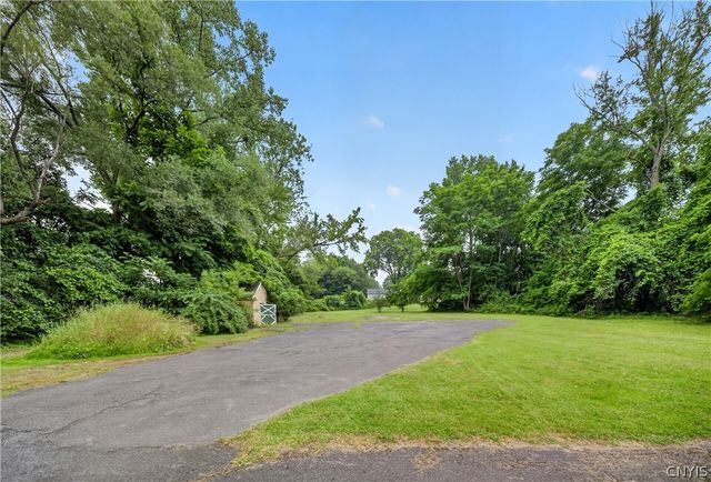 5506 Bear Road, Clay, NY 13212