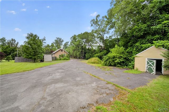 5506 Bear Road, Clay, NY 13212