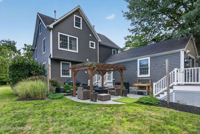 47 Monroe Avenue, Little Silver, NJ 07739