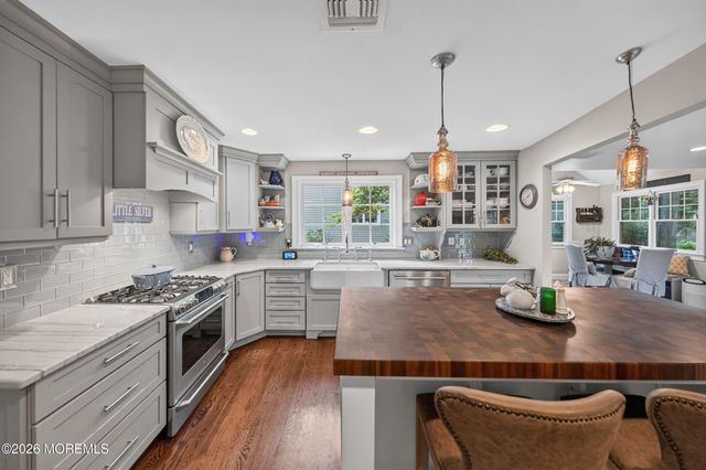 47 Monroe Avenue, Little Silver, NJ 07739