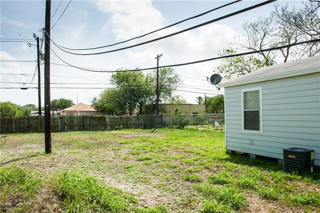 2601 Johanna St, Corpus Christi, TX 78415