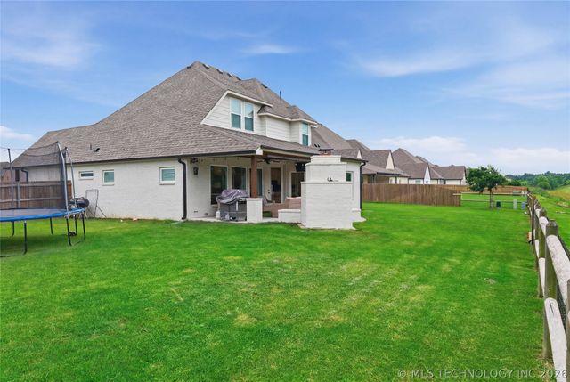 12310 S Darlington Avenue, Bixby, OK 74008