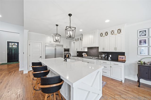 12310 S Darlington Avenue, Bixby, OK 74008