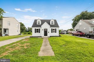 396 MANOR AVE, Carneys Point, NJ 08069