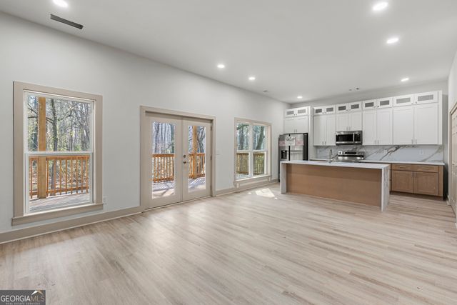 2376 Pryor Rd, Atlanta, GA 30315