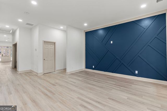 2376 Pryor Rd, Atlanta, GA 30315