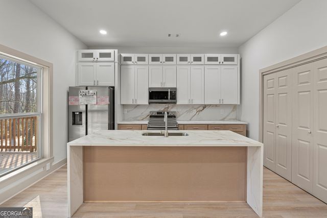 2376 Pryor Rd, Atlanta, GA 30315