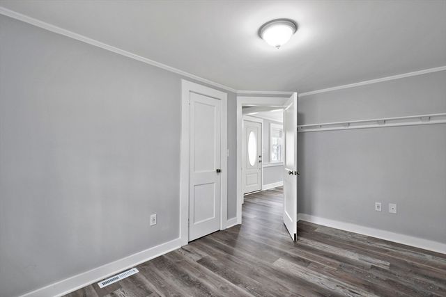 1 Gilbert Rd, Dennis, MA 02639