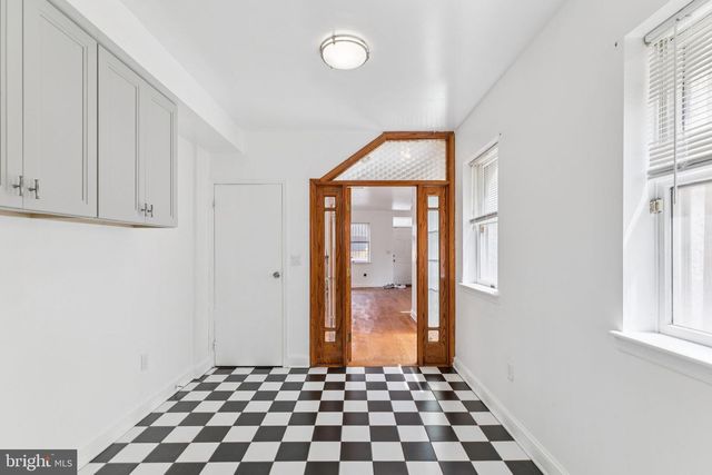 1006 S FRONT ST, Philadelphia, PA 19147