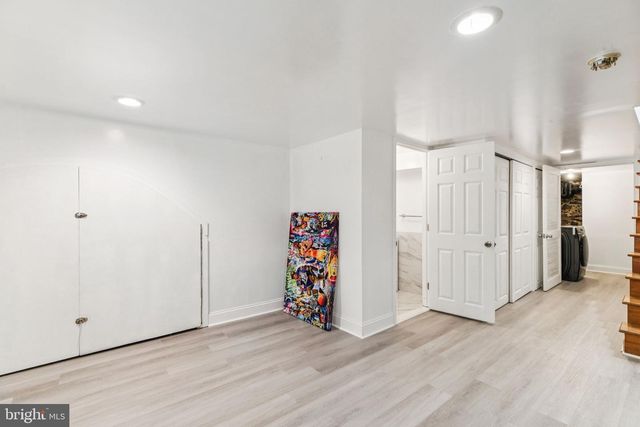 1006 S FRONT ST, Philadelphia, PA 19147