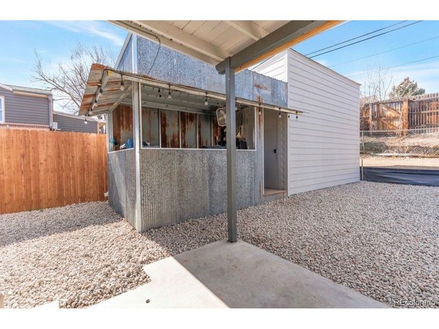 9271 Travis St, Thornton, CO 80229